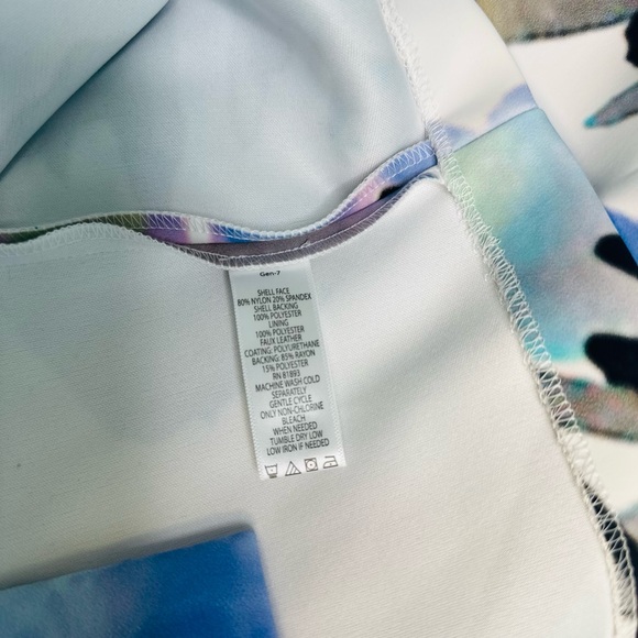 G.I.L.I Printed Sheath Dress - Picture 12 of 15